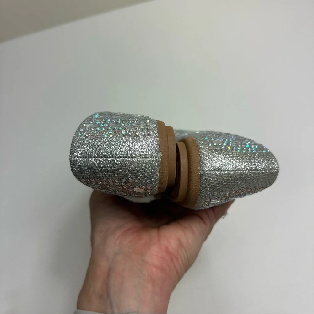 New! Forever Comfort jeweled flats